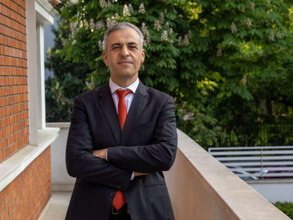 Valentin Bucheru, REMAX Klass, propune soluții imobiliare industriale pentru afaceri care au nevoie de funcționalitate mixtă: producție, logistică și retail